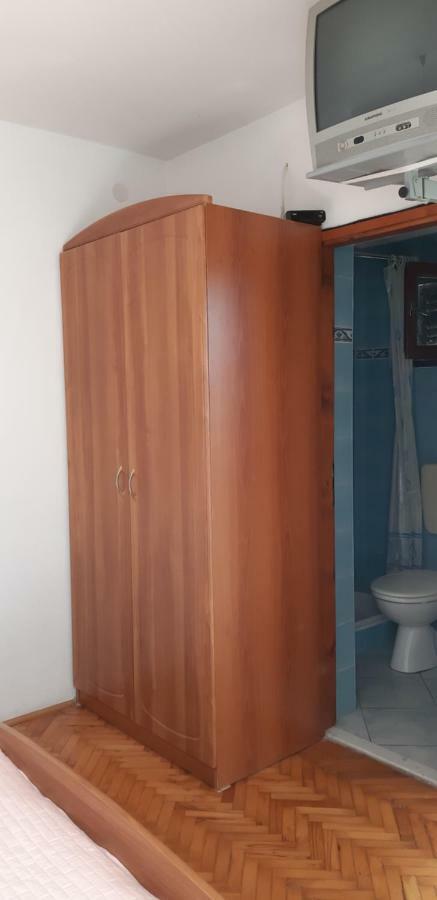 Apartman Lorena Stari Grad  Luaran gambar